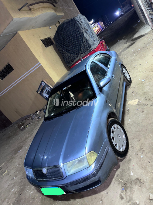سكودا اوكتافيا 2003 أبيض أوتوماتيك مستعملة للبيع في القاهرة الكبرى ( القاهرة - الجيزة) - 3