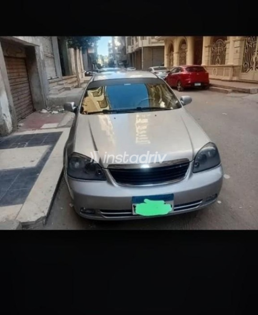 Chevrolet Optra 2007 Silver Automatic Used for Sale in Sharqia - 1