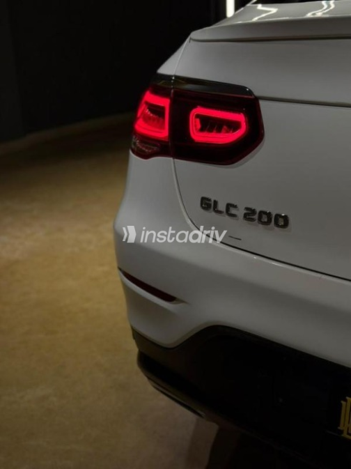 مرسيدس GLC 200 2021 أبيض أوتوماتيك مستعملة للبيع في القاهرة - 9