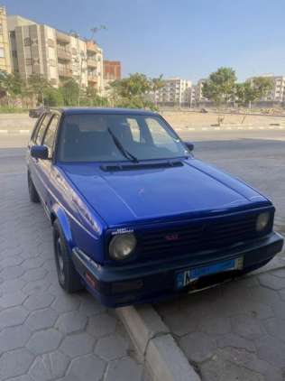 فولكس فاغن جولف 2 1989 أزرق يدوي مستعملة للبيع في العبور