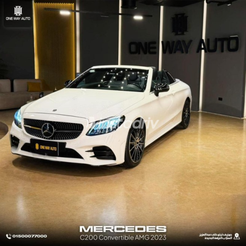 Mercedes C 200 2023 White Automatic Used for Sale in Cairo - 2