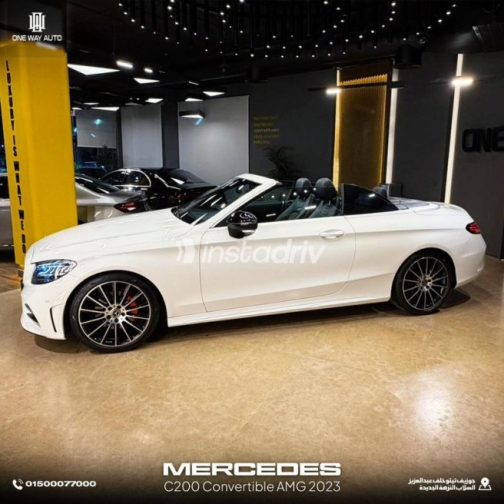 Mercedes C 200 2023 White Automatic Used for Sale in Cairo - 3