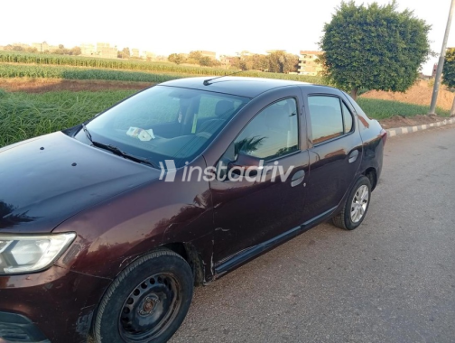 Renault Logan 2018 White Manual Used for Sale in Greater Cairo ( Cairo + Giza) - 6