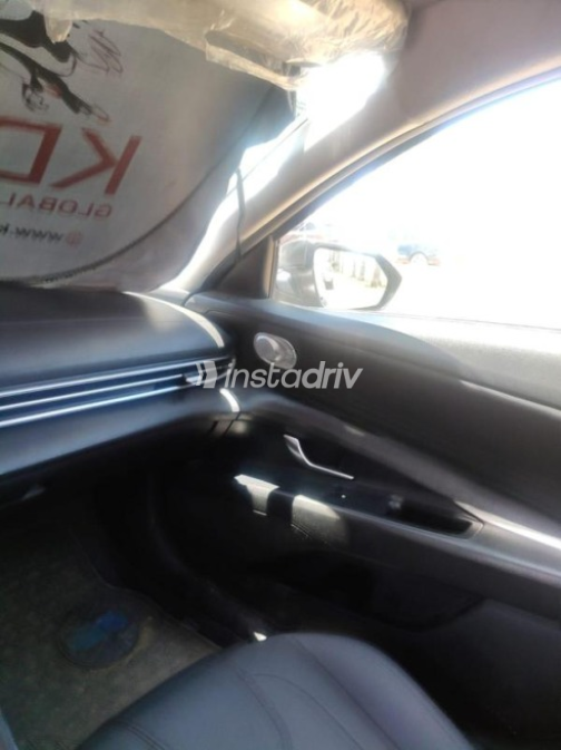 Hyundai Elantra CN7 2021 Silver Automatic Used for Sale in Greater Cairo ( Cairo + Giza) - 6