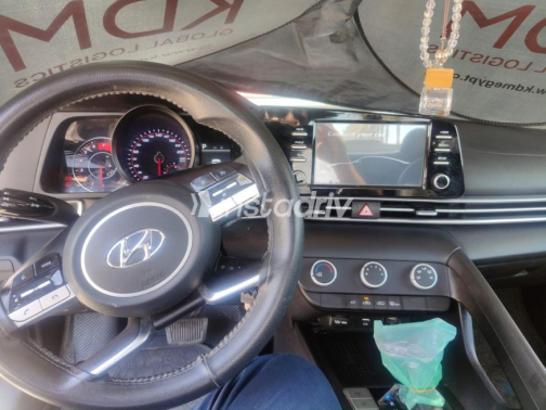 Hyundai Elantra CN7 2021 Silver Automatic Used for Sale in Greater Cairo ( Cairo + Giza) - 7