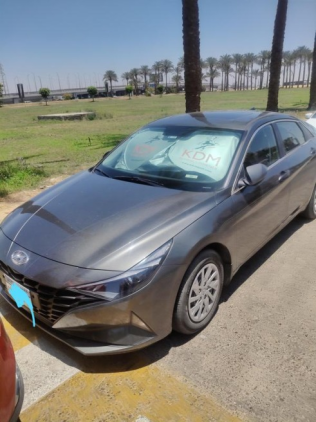 Hyundai Elantra CN7 2021 Silver Automatic Used for Sale in Greater Cairo ( Cairo + Giza)