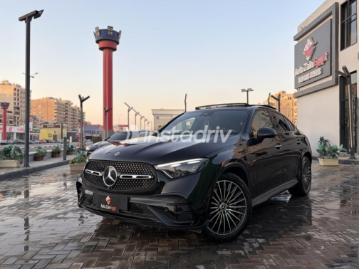 مرسيدس GLC300  إيه إم جي 2025 أسود أوتوماتيك مستعملة للبيع في القاهرة - 1