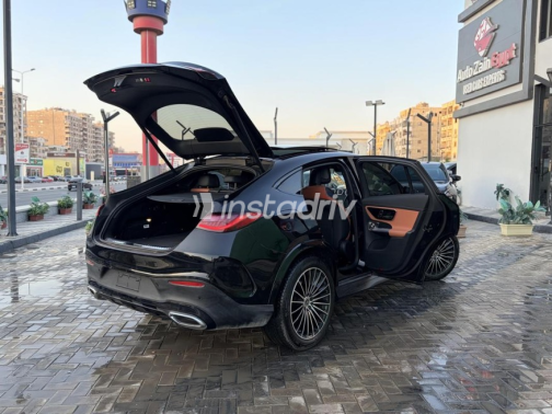 مرسيدس GLC300  إيه إم جي 2025 أسود أوتوماتيك مستعملة للبيع في القاهرة - 4