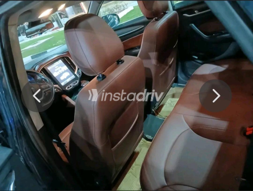 بريليانس V6 2019 أسود أوتوماتيك مستعملة للبيع في القاهرة - 4