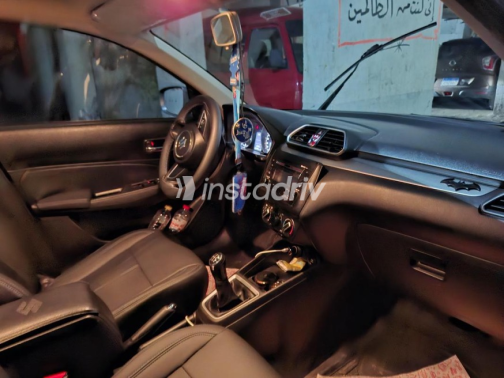 Suzuki Swift Dzire 2022 White Manual Used for Sale in Greater Cairo ( Cairo + Giza) - 3