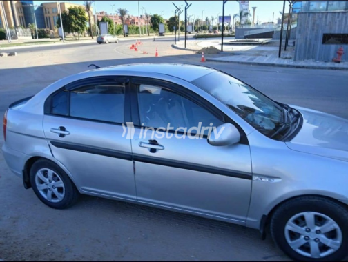 Hyundai Accent 2011 Silver Automatic Used for Sale in Ain Shams - 2
