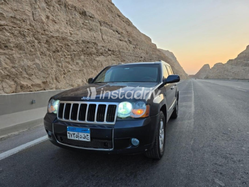 Jeep Grand Cherokee 2010 Dark Blue Automatic Used for Sale in Badr City - 4