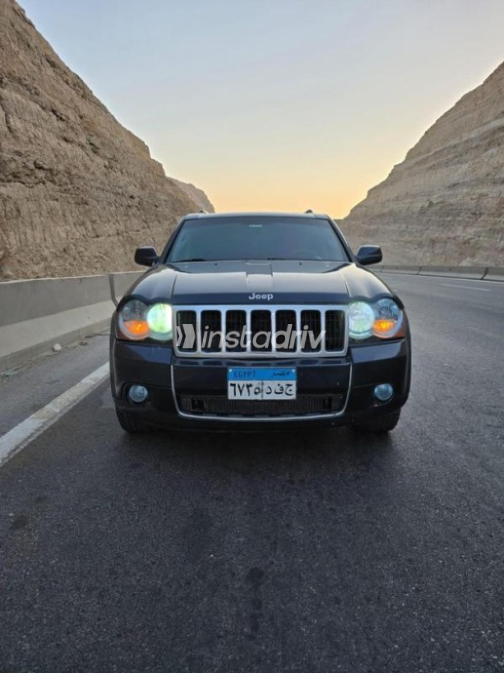 Jeep Grand Cherokee 2010 Dark Blue Automatic Used for Sale in Badr City - 6