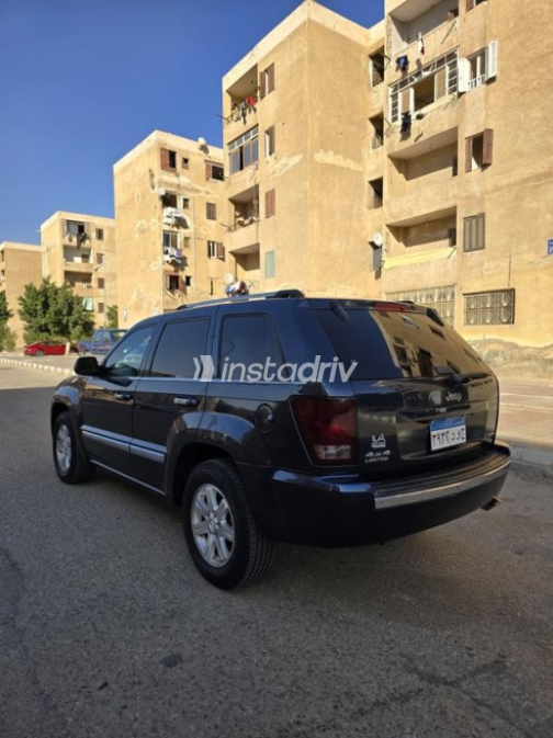 Jeep Grand Cherokee 2010 Dark Blue Automatic Used for Sale in Badr City - 9