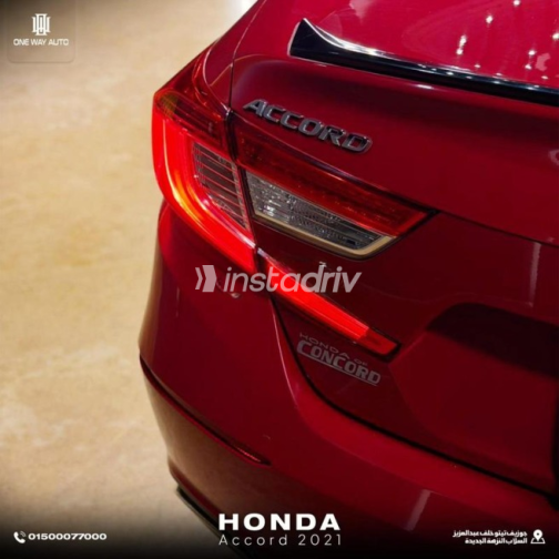 Honda Accord 2021 Red Automatic Used for Sale in Nasr city - 2