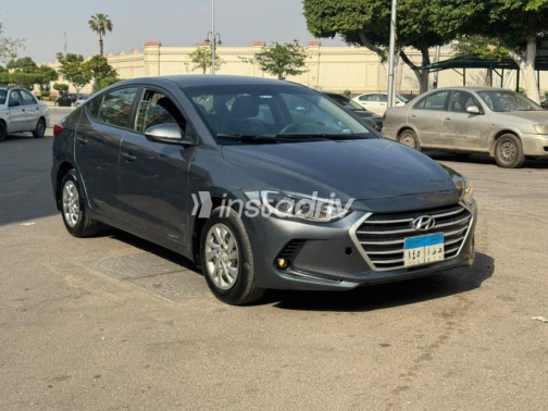 هيونداي إلنترا 2019 رمادي أوتوماتيك مستعملة للبيع في مدينة نصر - 2