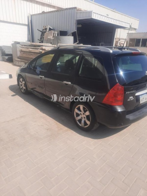 بيجو 207 SW 2007 أسود أوتوماتيك مستعملة للبيع في الدقى - 1