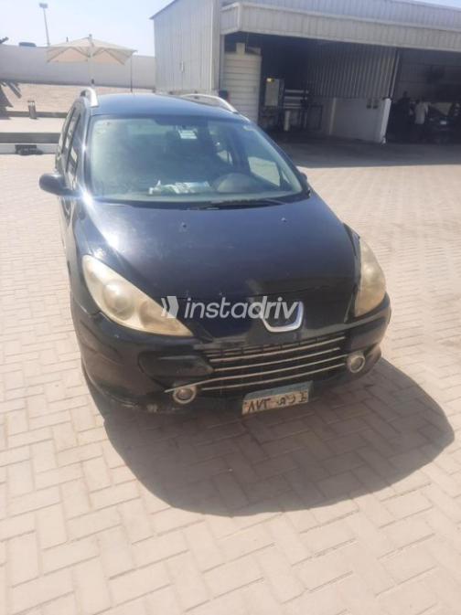 بيجو 207 SW 2007 أسود أوتوماتيك مستعملة للبيع في الدقى - 2