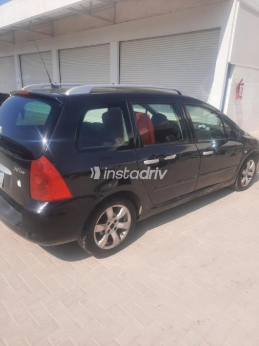 بيجو 207 SW 2007 أسود أوتوماتيك مستعملة للبيع في الدقى - 3