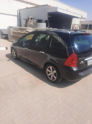 بيجو 207 SW 2007 أسود أوتوماتيك مستعملة للبيع في الدقى