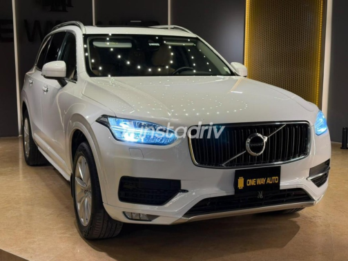 فولفو XC90 2016 أبيض أوتوماتيك مستعملة للبيع في القاهرة - 3
