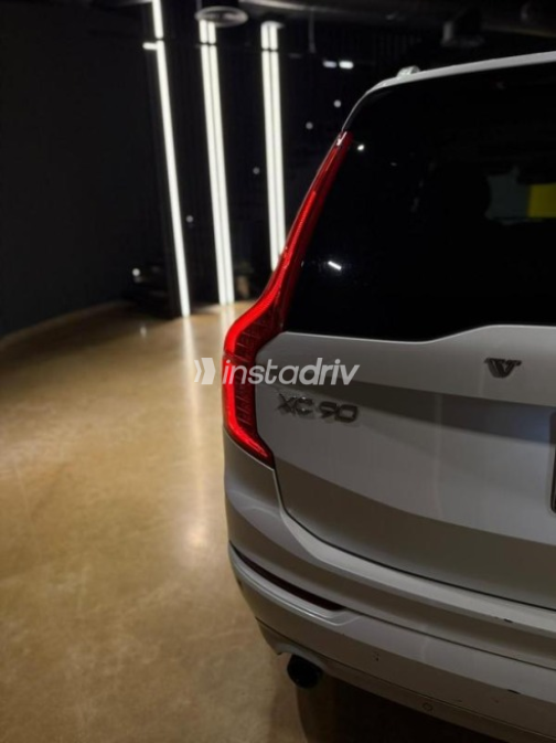 فولفو XC90 2016 أبيض أوتوماتيك مستعملة للبيع في القاهرة - 5