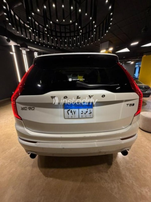 فولفو XC90 2016 أبيض أوتوماتيك مستعملة للبيع في القاهرة - 8