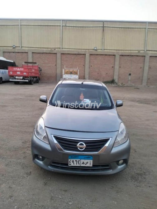 Nissan Sunny 2015 Green Automatic Used for Sale in Qalyub - 3