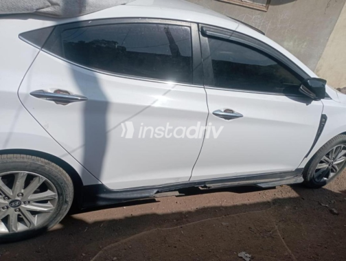 Hyundai Avante 2015 White Automatic Used for Sale in Zagazig - 3