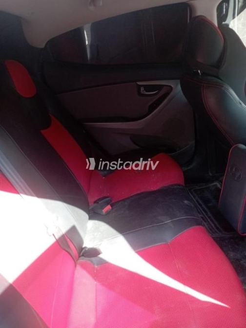 Hyundai Avante 2015 White Automatic Used for Sale in Zagazig - 8