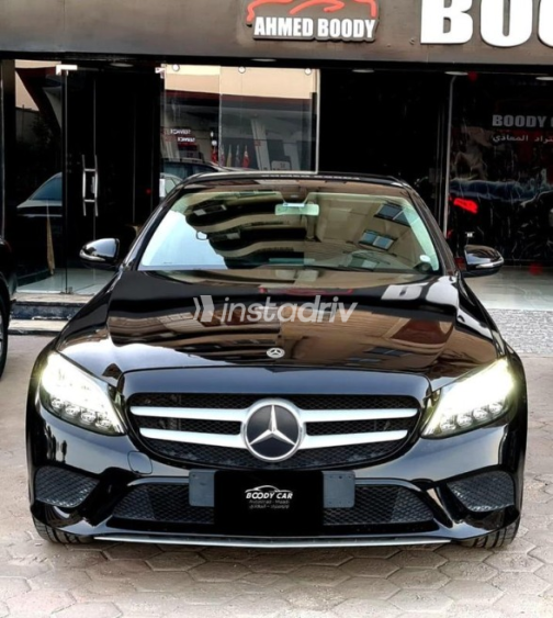 Mercedes C 180 2019 Black Automatic Used for Sale in Maadi - 1