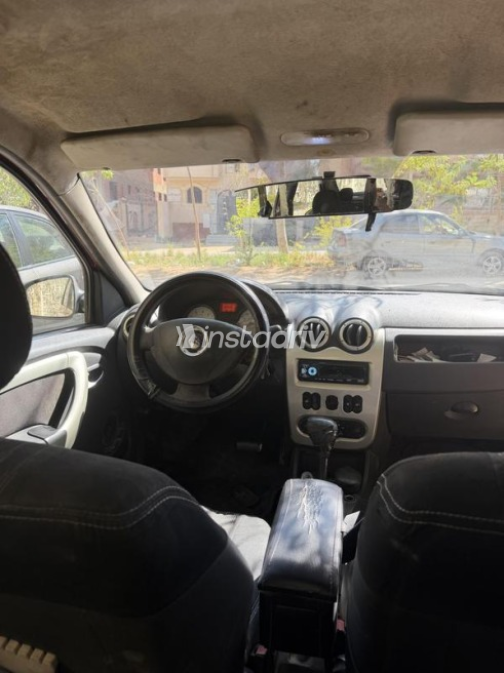Renault Logan 2013 Red Automatic Used for Sale in Giza - 7