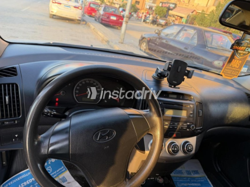 هيونداي إلنترا اتش دى 2019 أبيض أوتوماتيك مستعملة للبيع في القاهرة الكبرى ( القاهرة - الجيزة) - 3