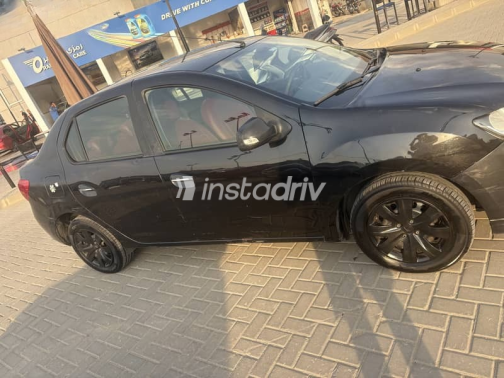Renault Logan 2016 Black Automatic Used for Sale in Obour City - 2
