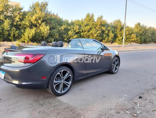Opel Cascada 2016 Gray Automatic Used for Sale in Minya Al Qamh - 3
