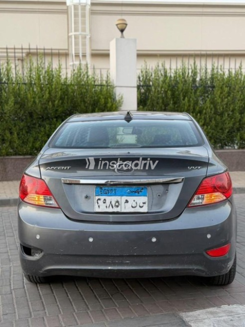 هيونداي اكسنت RB 2012 فضي أوتوماتيك مستعملة للبيع في القاهرة الكبرى ( القاهرة - الجيزة) - 6