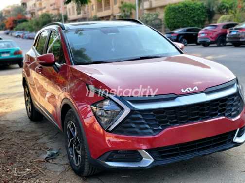 Kia Sportage 2023 Red Automatic Used for Sale in Cairo - 2