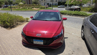 Hyundai Elantra CN7 2022 Dark Red Automatic Used for Sale in Cairo