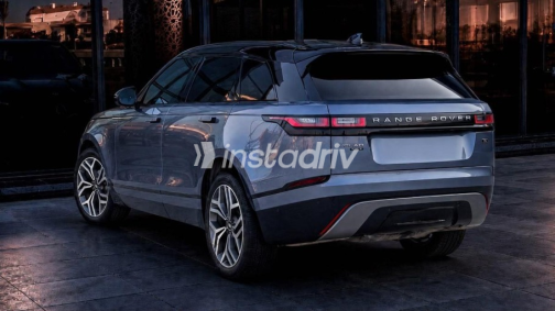 Land Rover Velar 2020 Gray Automatic Used for Sale in Sheikh Zayed City - 4