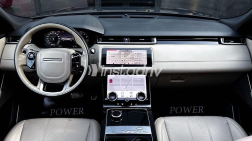 Land Rover Velar 2020 Gray Automatic Used for Sale in Sheikh Zayed City - 6
