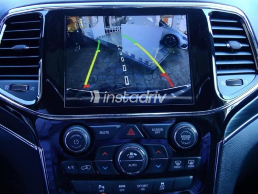 Jeep Grand Cherokee 2022 Silver Automatic Used for Sale in Qalyubia - 7