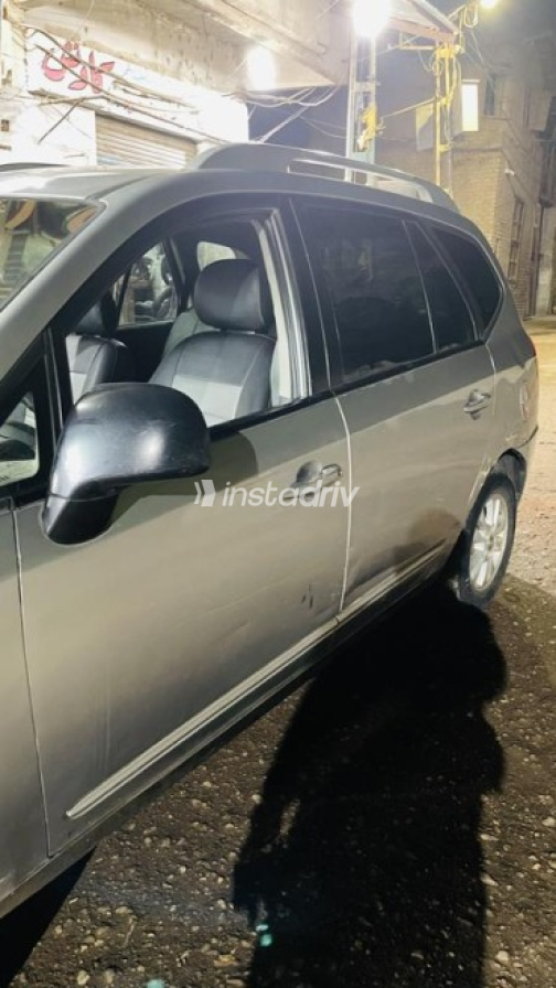 Kia Carens 2011 Silver Automatic Used for Sale in Qalyubia - 7