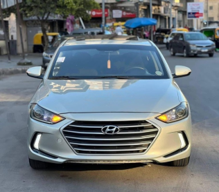 Hyundai Elantra AD 2017 Gold Automatic Used for Sale in Giza