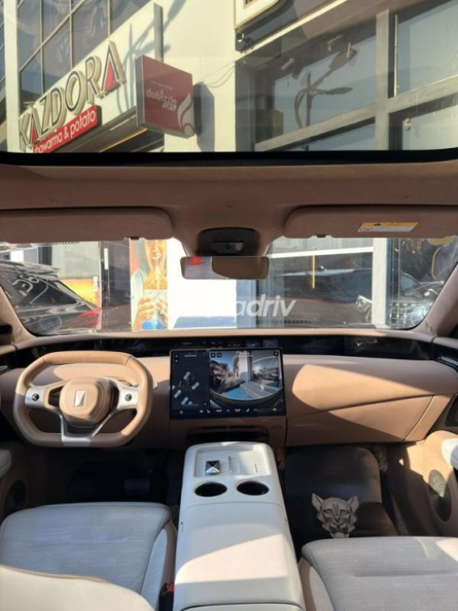 Avatr 07 2025 Brown Automatic Used for Sale in Cairo - 7