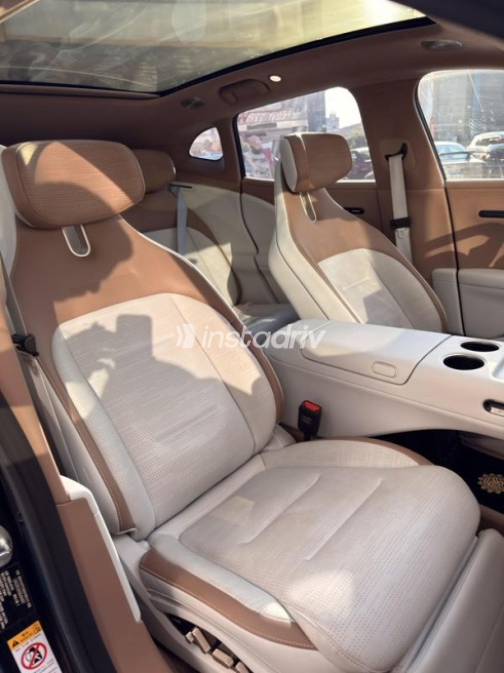 Avatr 07 2025 Brown Automatic Used for Sale in Cairo - 9