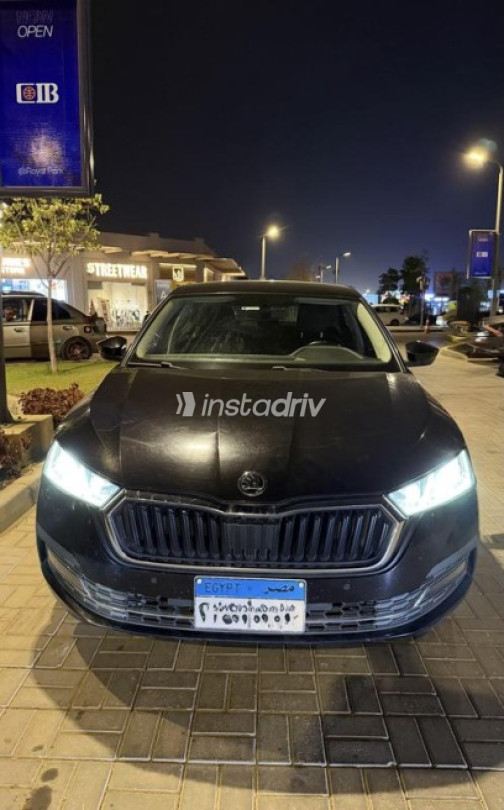 سكودا اوكتافيا A8 2021 أبيض أوتوماتيك مستعملة للبيع في القاهرة الكبرى ( القاهرة - الجيزة) - 1