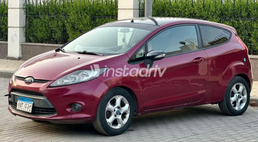 Ford Fiesta 2010 Dark Red Automatic Used for Sale in Greater Cairo ( Cairo + Giza) - 6