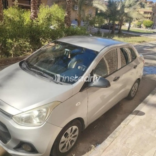 Hyundai Grand i10 2015 Silver Automatic Used for Sale in Damietta - 8