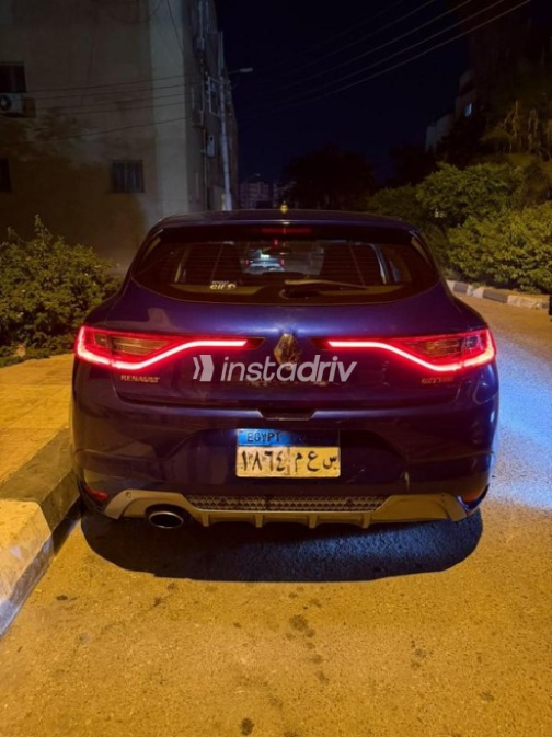 رينو ميجان 2018 أزرق أوتوماتيك مستعملة للبيع في دمنهور - 6
