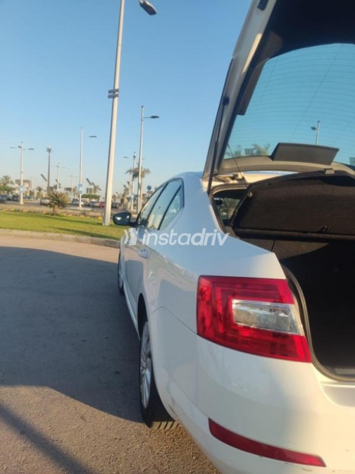 Skoda Octavia A7 2017 White Automatic Used for Sale in Alexandria - 3